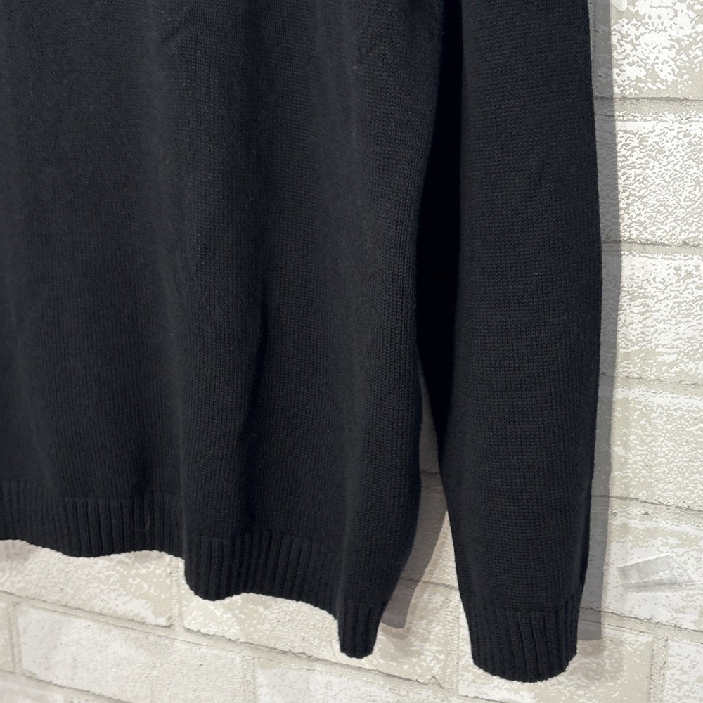 NWT Black V-Neck Sweater Size 1X Gold Clasp Equestrian Quiet Luxury Mimialist - Picture 5 of 10